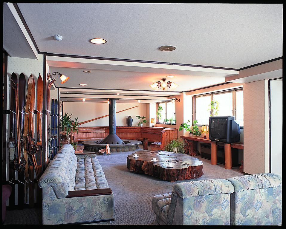 Villa Ichinose Yamanouchi  Exterior photo