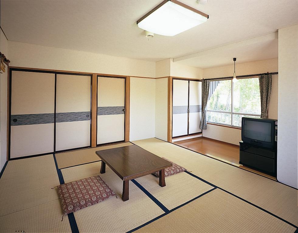 Villa Ichinose Yamanouchi  Exterior photo